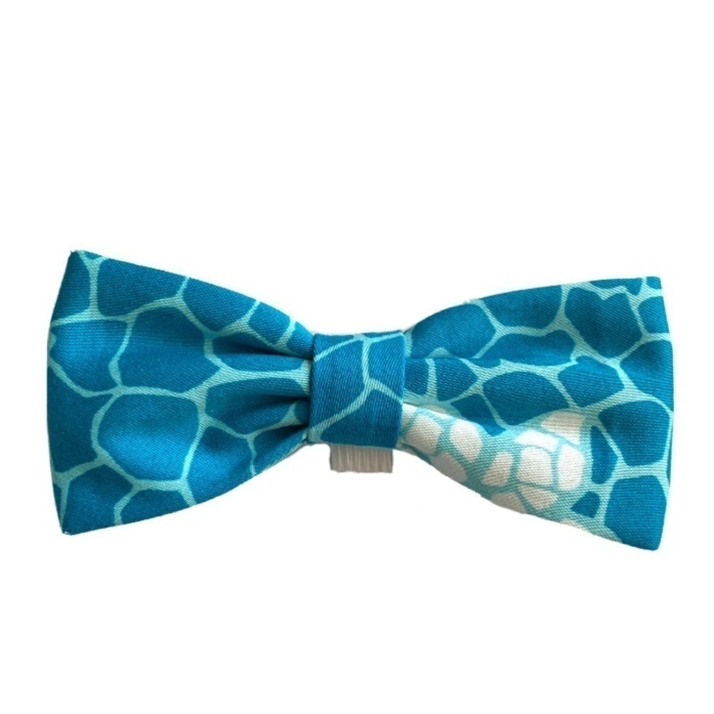 Handmade 1 Dog Bow for Collar Blue & White Print 4 x 2 inches